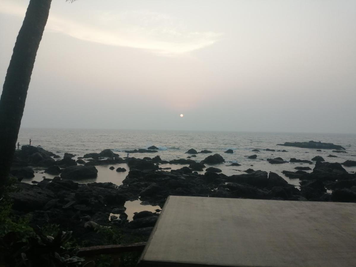 Shree Sai Cottage Sea View Арамбол Екстер'єр фото